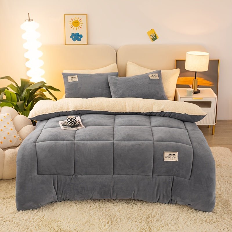 1pc Comforter, Thickened Three-layer Warm Comforter With Fluffy Surface For Autumn And Winter, Down Alternative Filling, Heats Up Instantly - LESSANA