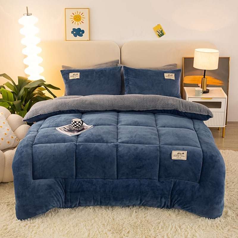 1pc Comforter, Thickened Three-layer Warm Comforter With Fluffy Surface For Autumn And Winter, Down Alternative Filling, Heats Up Instantly - LESSANA