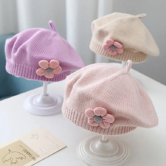 Baby Autumn and Winter Cute Flower Berets Windproof Warm Knit Knit Knit Hats Children's Art Painter Hat Fashion Clothing Match - LESSANA